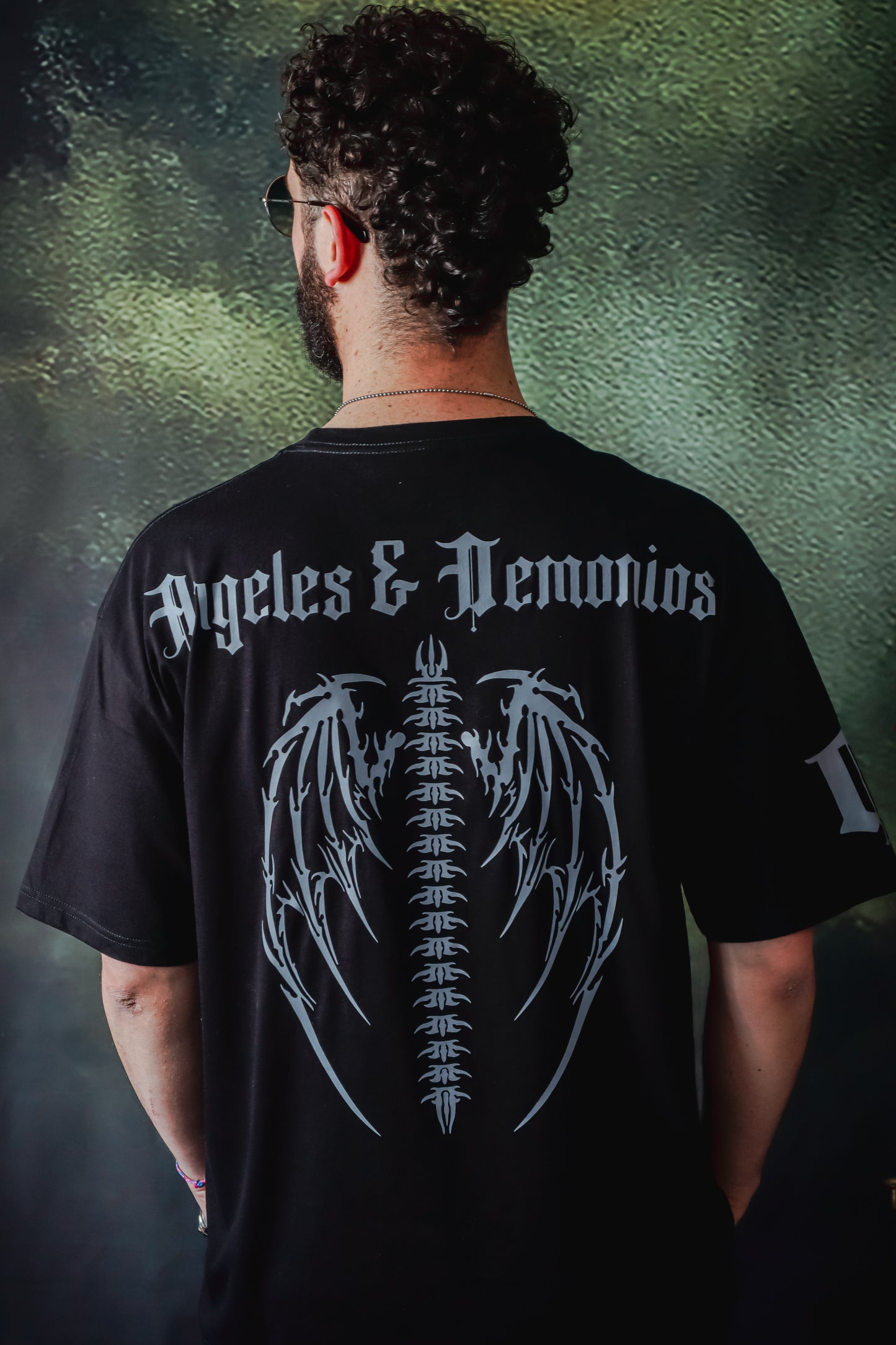 Polera Vespertilio Negra By Coterraneo - Colección Ángeles & Demonios.